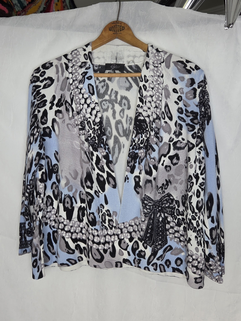 Baby Blue + Grey Leopard Print Graphic Burnout Cardigan w/ Pearls Size Medium